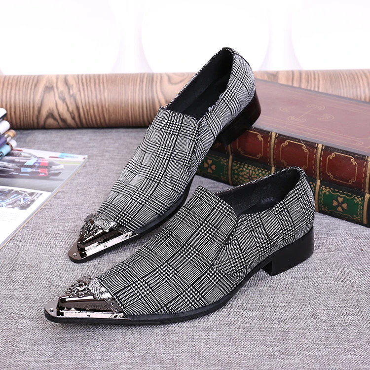 

Christia Bella Classic Bullock Carved Pointed Toe Male Party Shoes Men Grey Plaid Genuine Leather Shoes Fashion Man Dress Shoes