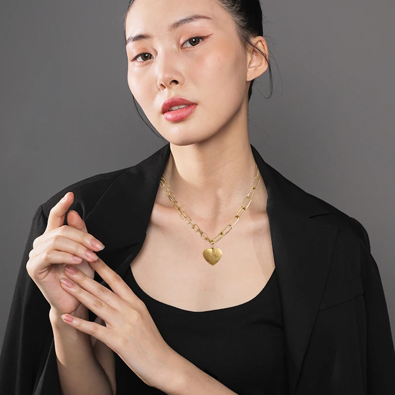 

Metal gold heart necklace for Women/Men Punk Figaro vintage Chain Choker Collar Bijoux Jewelry stainless steel charms