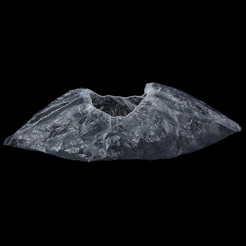 Одноразовые бахилы белые пластиковые водонепроницаемые для защиты пола от дождя