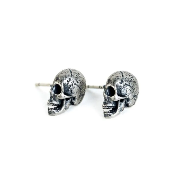 

Fashion Classic Half Skull Earrings Men and Women Retro Trend Hip-hop Rock Locomotive Jewelry Holiday Gifts Jewelry Wholesale