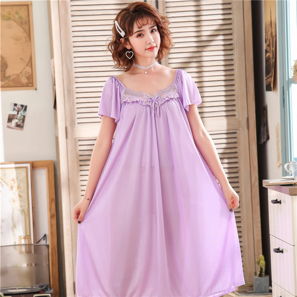 Женское ночное платье с цветочным принтом V-образным вырезом и длинным рукавом |