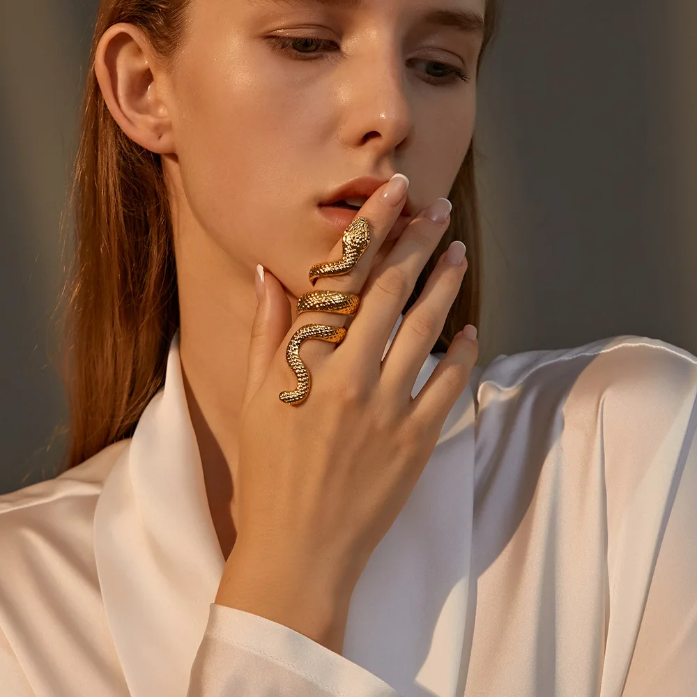 

1 Pcs Snake Ring Cobra Shaped Retro Punk Exaggerated Spirit Ring Open Ring Temperament Adjustable Ring Jewelry
