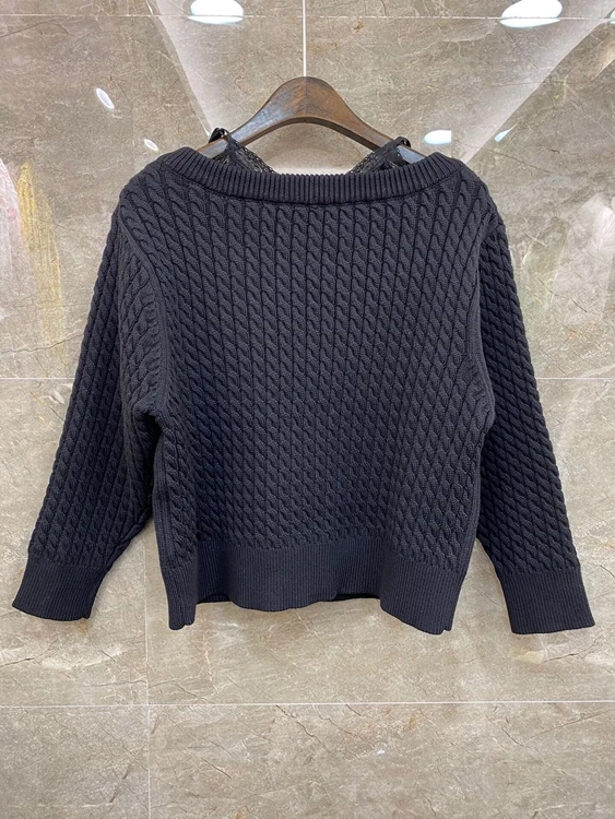 

2020 autumn and winter new women's lace decoration V-neck long-sleeved all-match sweater 1219