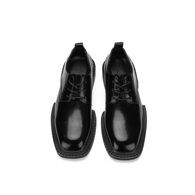 

Deconstructivism Men's And Women's Casual Korean Square-toe Small Leather Shoes Photo Modeling Fashion Leather Shoes