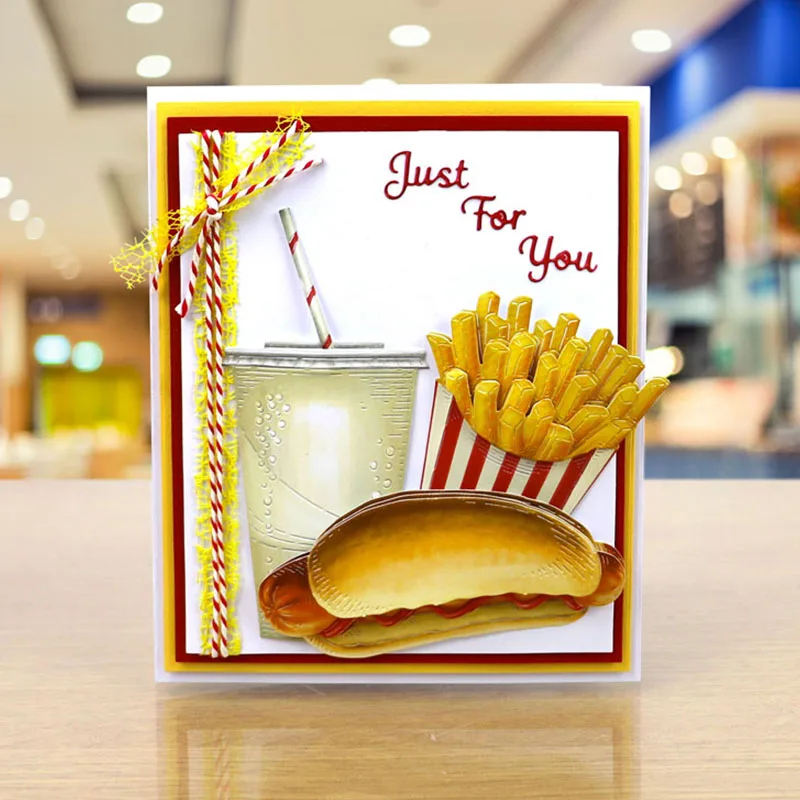 Нож для вырубки "Хот-дог" QWELL Food из металла для скрапбукинга и изготовления открыток, прессования бумаги. Набор 2019 года.