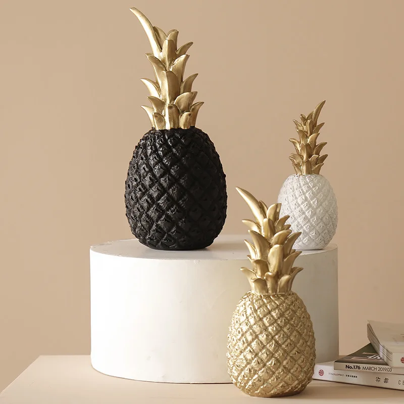 

Nordic Pineapple Ornament Craft Creative Table Desktop Decor Golden Fruit Shape Resin Ornament Home Decoration Accessories