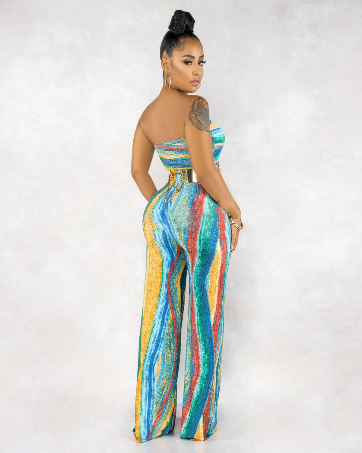 

SUWA New Arrival Multi Color Vertical Striped Empire Waist Straight Long Jumpsuit Femem Casual Strapless Sleeveless Sexy Rompers