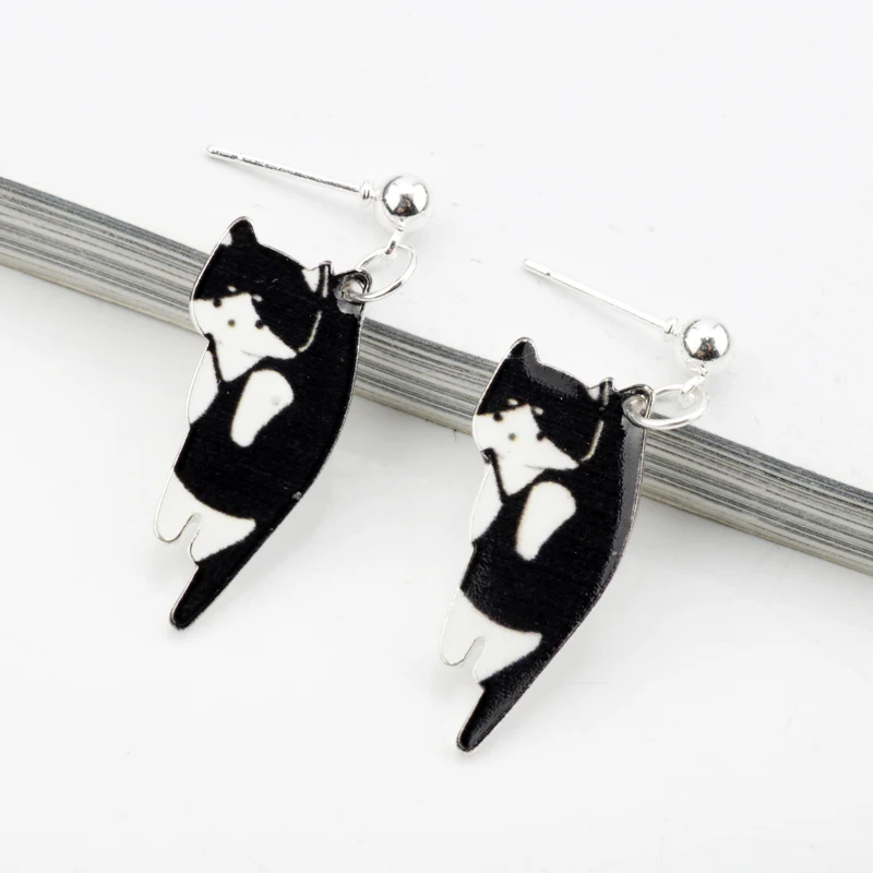 Новые модные милые Мультяшные черные и белые серьги в виде кота женские