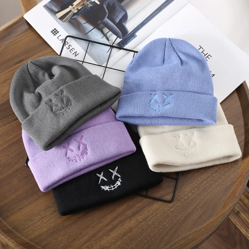 

Cartoon Smiling Face Knitted Hat Outdoor Warm Protection Student Couple Hat Beanie Skullies Beanies Women's Winter 2021 Men's