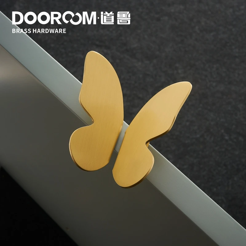 Dooroom латунная фурнитура ручками Натуральный Свежий светло роскошные золотые бабочки Тянет Шкаф для одежды шкаф для шкафов, ящиков Ручки