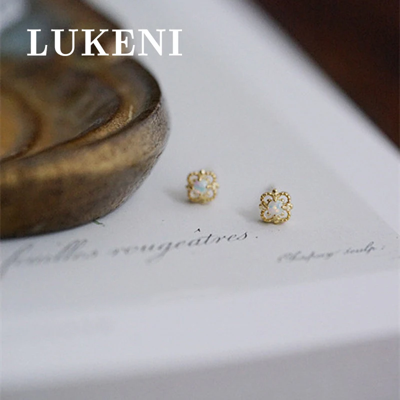 

Fashion Romantic Style Stud Earrings Opal Mini Cake Side Earrings For Women Silver Gold Plated Lace Openwork Modern Jewelry 2019