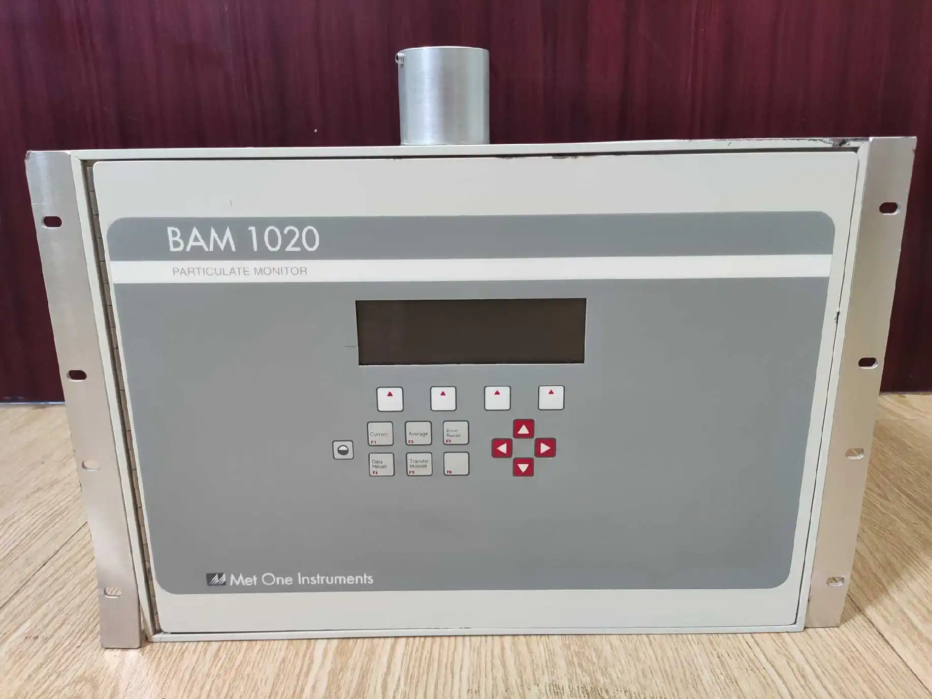 

Metone BAM1020 particulate matter atmospheric analyzer display host
