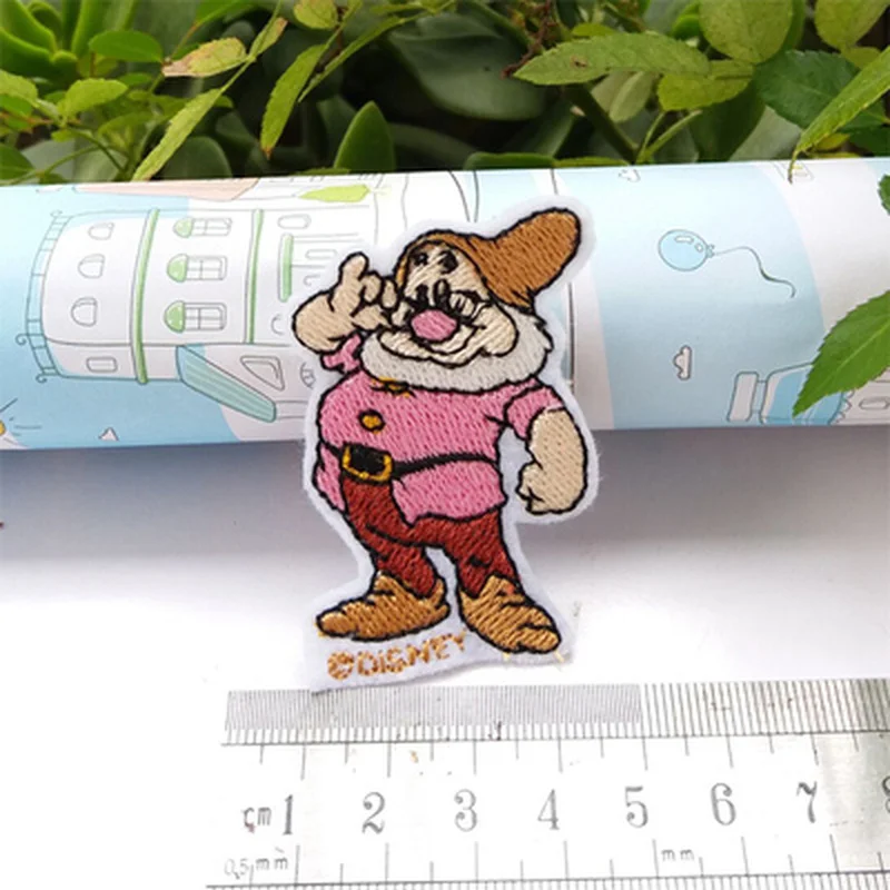 Дисней мультфильм Микки Маус патчи Винни для одежды Piggy гномы мышь Симба снег