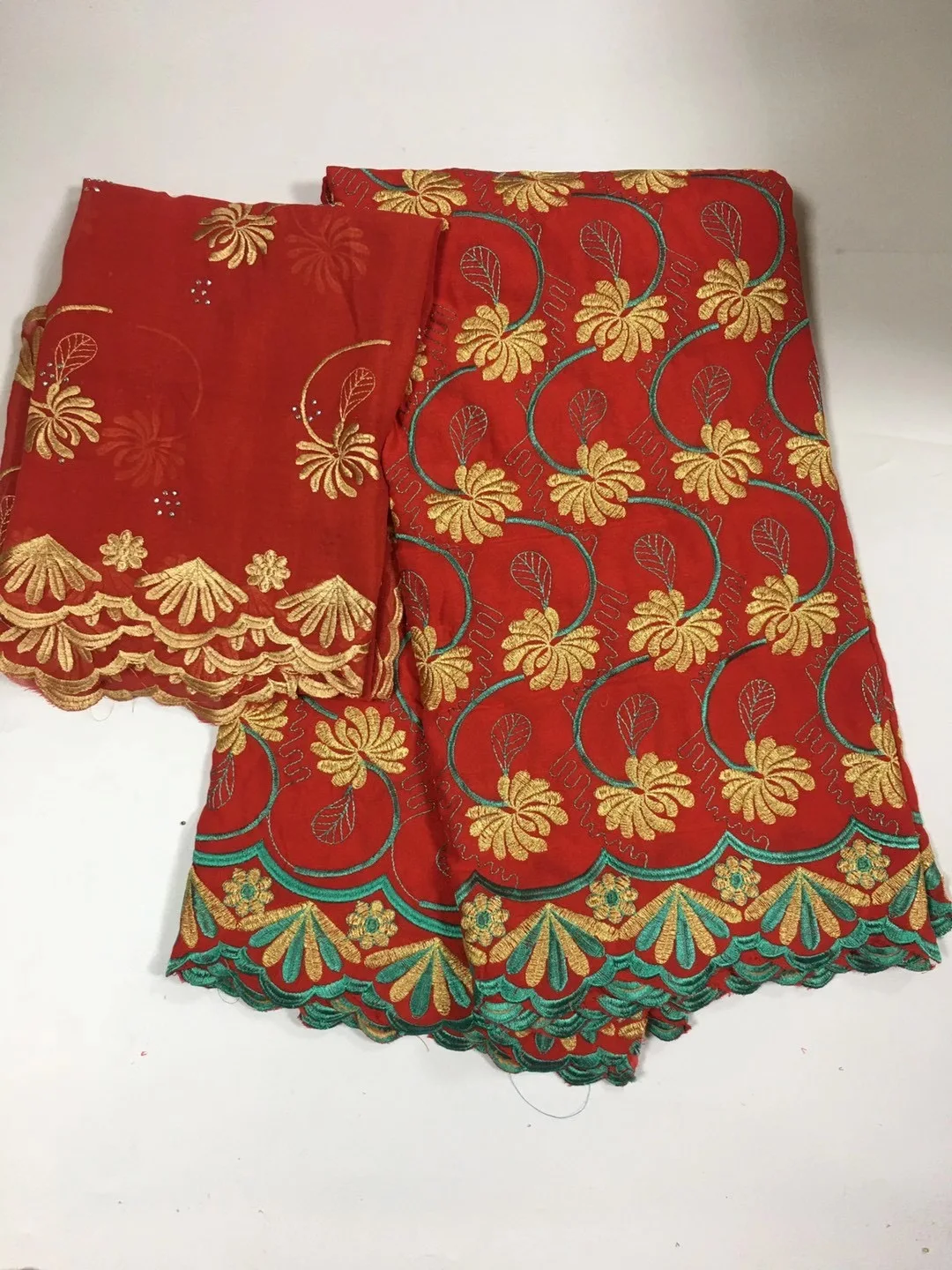 Новое поступление Недорогие 5 + 2 многоцветные швейцарские кружева в Швейцарии 100%