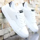 Белый с подошвой из вулканизированной кроссовки для мальчиков дешевые комфортная обувь на плоской подошве для мужчин; Сезон осень-весна 2021 модные кроссовки; Мужские туфли на плоской подошве Мужская обувь с подошвой из вулканизированной резины