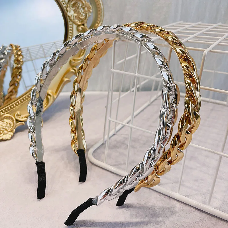 

Korean edition new chain hair hoop women fashion iron triangle brand hair ornaments plate small fresh headdress