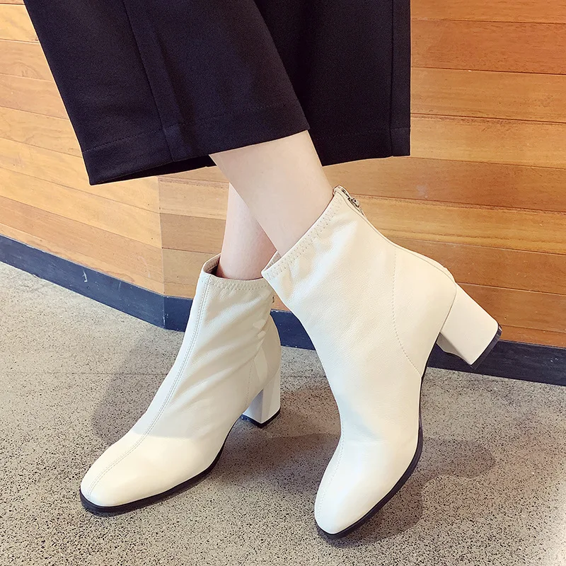 Новые модные женские туфли осенние ботильоны для женщин Обувь из искусственной
