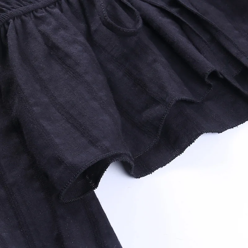 

2021 new European and American fashion lace decoration top foreign trade autumn new style sexy V-neck slim sexy long-sleeved top