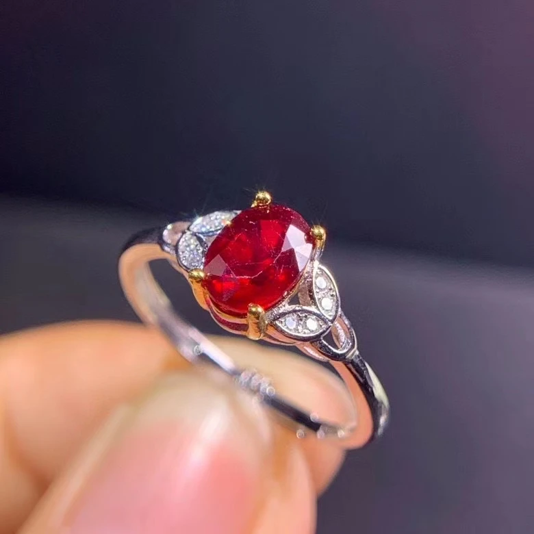 Очаровательное кольцо с рубином состоящий из сережек и ожерелья набор украшений