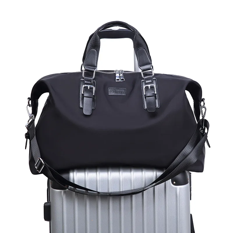 Дорожная сумка 22 дюйма Черная спортивная для фитнеса нейлоновая