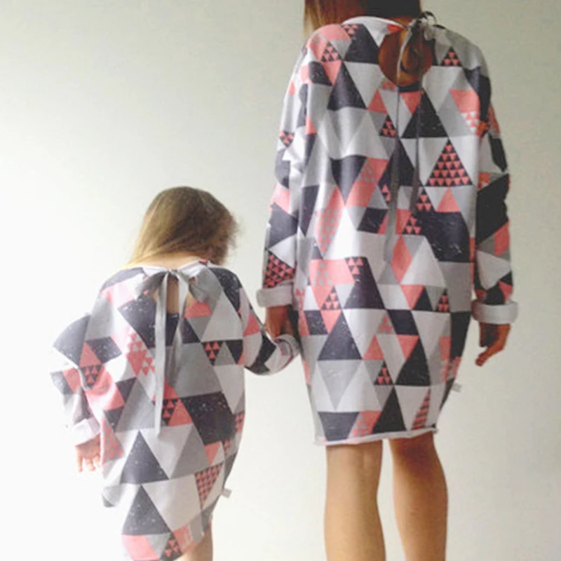 Keelorn/одинаковые комплекты платье для мамы и дочки г. Костюм для родителей и ребенка одежда с длинными рукавами и геометрическим принтом для мамы и дочки