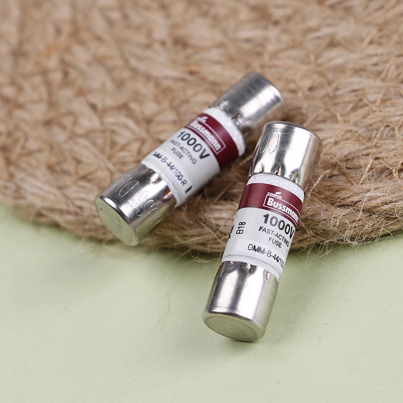 2 шт. DMM-B-44/100 BUSS FUSE 10x35mm 440MA 1000V |