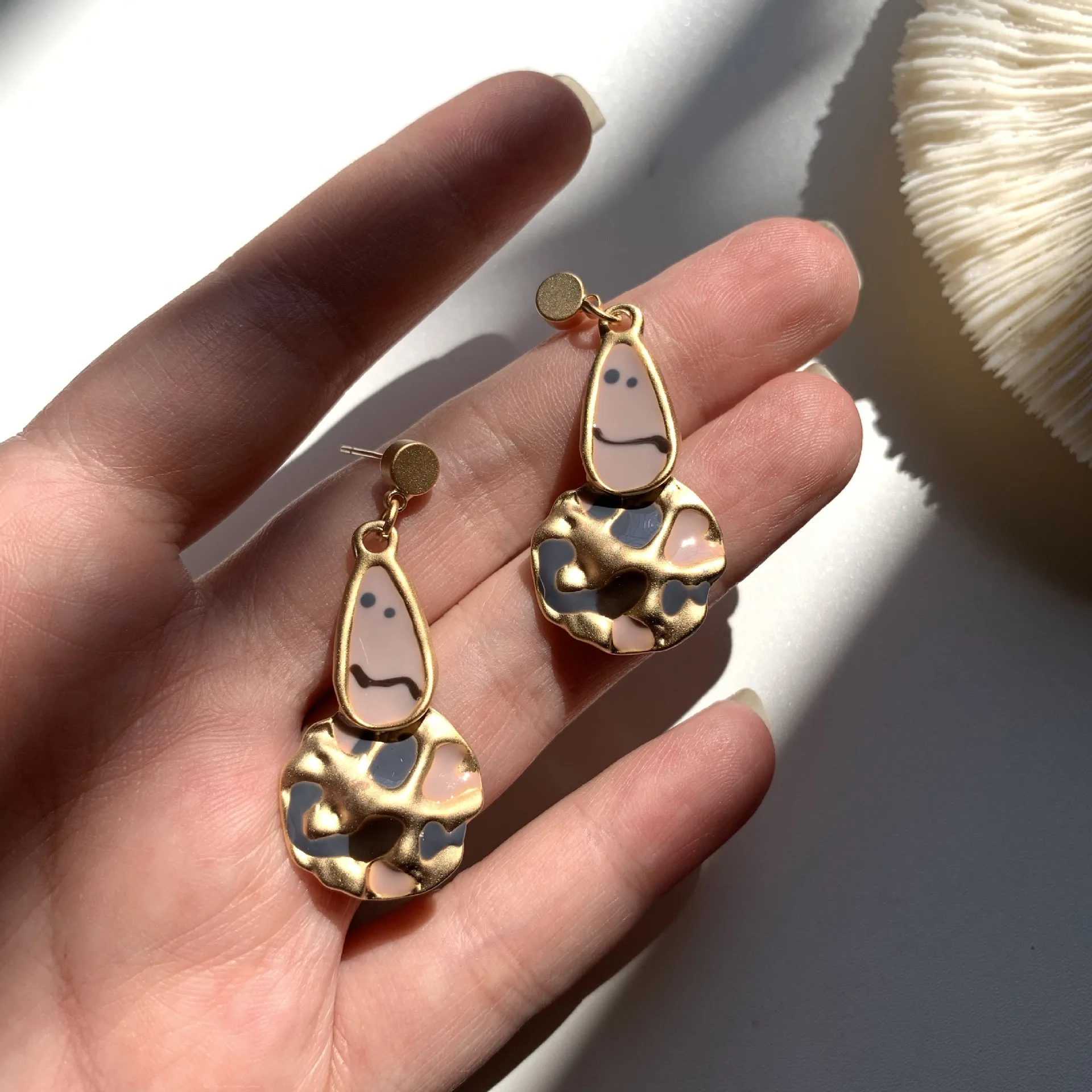 Корейские винтажные геометрические металлические висячие серьги с ручной