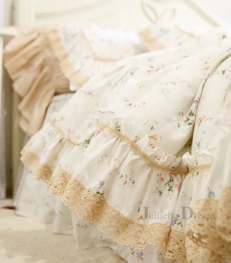 Европейский комплект постельного белья цвета хаки двойной кружевной