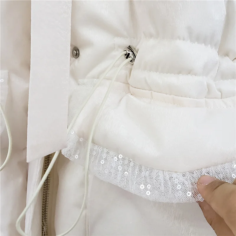 Женская хлопковая куртка с меховым воротником Офисная Белая теплая в Корейском