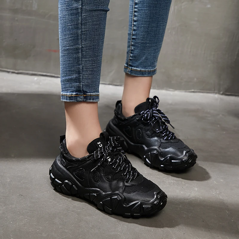 Новые модные женские массивные кроссовки для женщин обувь на шнуровке платформе