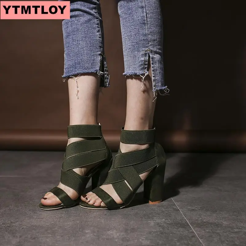 2019 дамские летние полые искусственная кожа стразы на толстом каблуке застежке