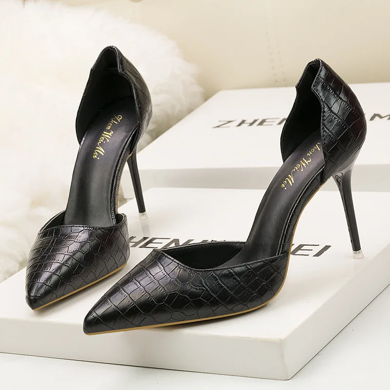 Женские туфли лодочки LTARTA 2020 модные облегающие сексуальные из искусственной