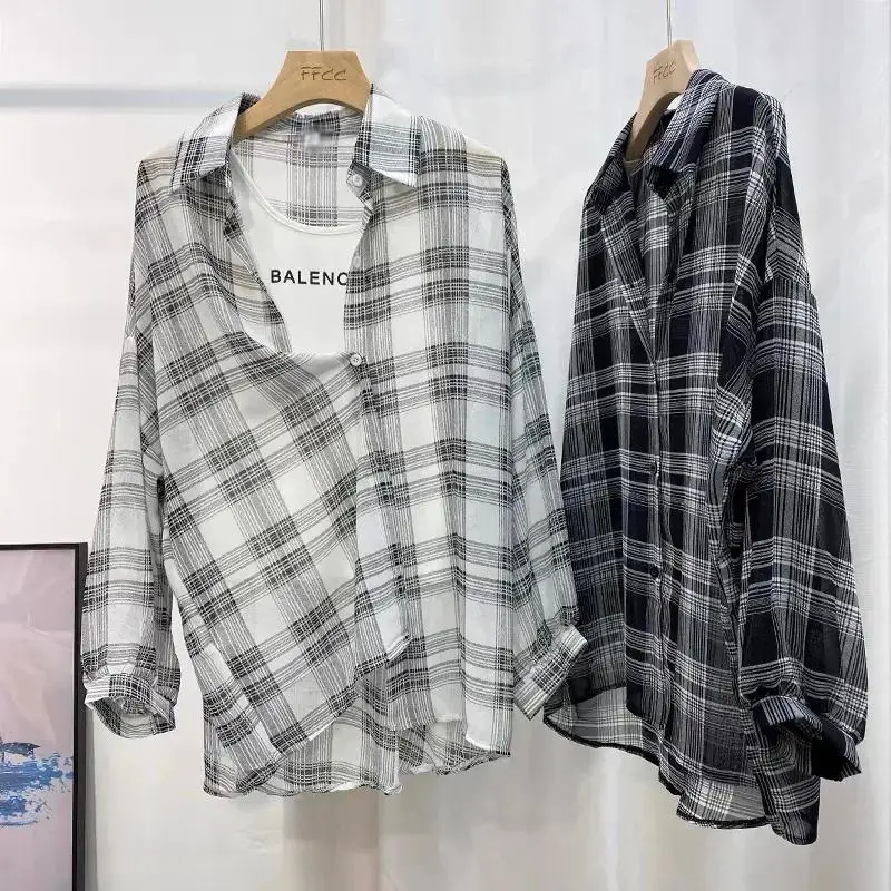

EBAIHUI Summer Long Sleeve Plaid Blouse Women Loose Casual Oversized Sun-proof Plaid Shirt Harajuku Vintage Button Up Woman Tops