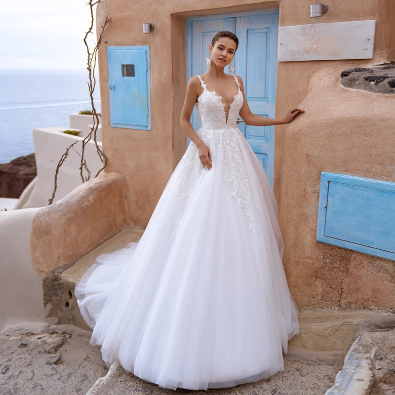 

MNGRL Wedding Dress Simple V-neck White Lace Sleeveless Fluffy Skirt 3D Flower Bridal Dresses Plus Size Tail Wedding Gown