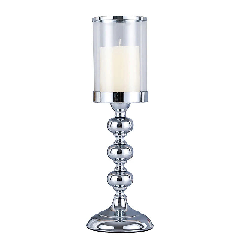 С украшением в виде кристаллов подсвечник для свечи столба используется свадьбы