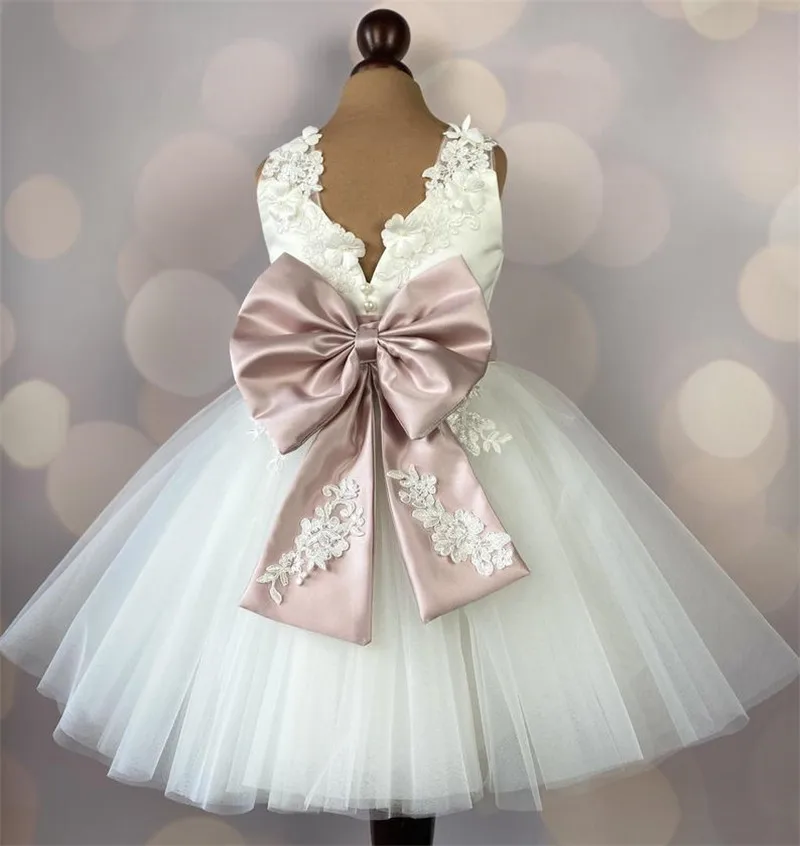 

Custom Made Beautiful White Flower Girls Dresses for Weddings Pretty Formal Girls Gowns Cute Birthday Dress