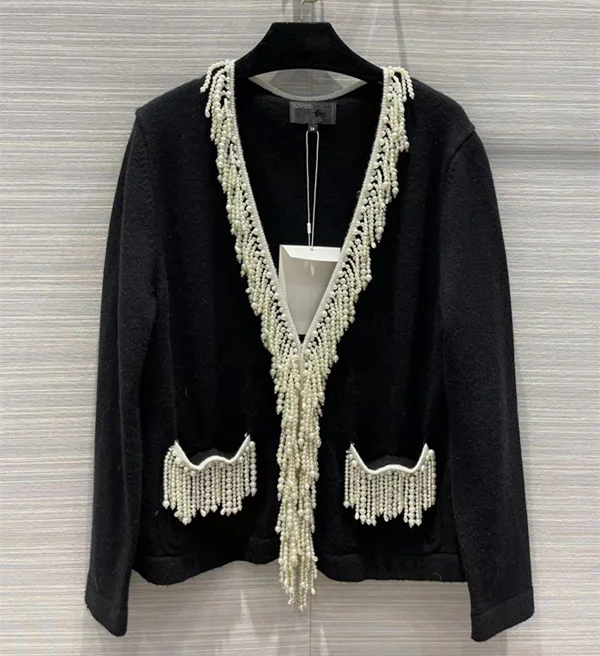 

Женская одежда в европейском и американском стиле, новинка зимы 2022, модное кашемировое пальто с длинными рукавами и бахромой из бисера и V-об...