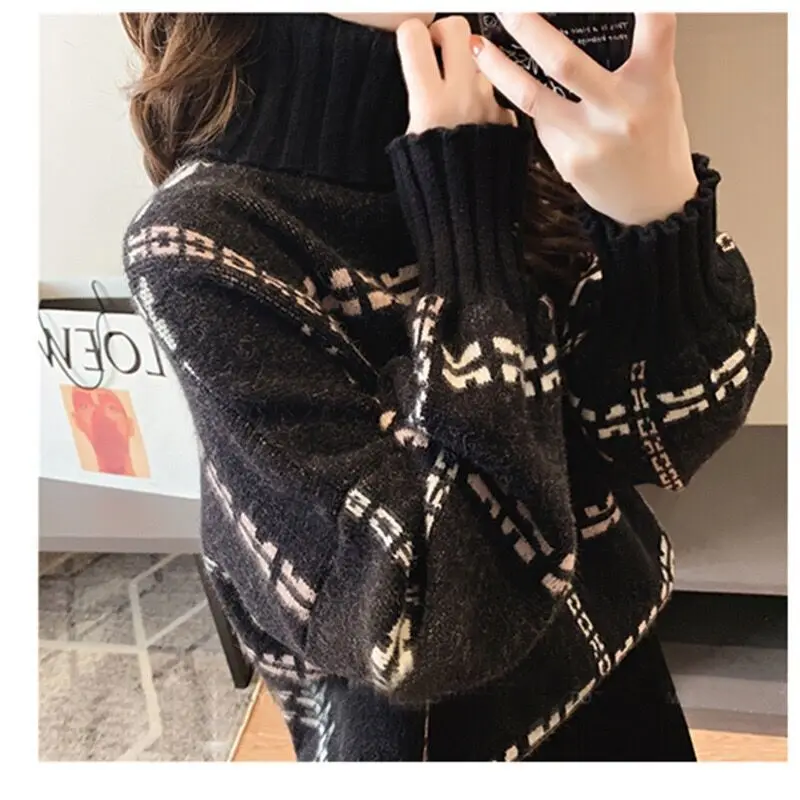 

Autumn and Winter Thickened Turtleneck Sweater Women's Pullover Super Fire Net Red Loose Lazy Style Pattern Long-sleeved Sweater