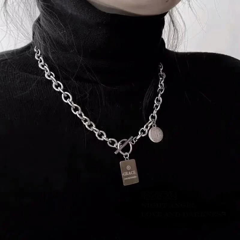 

Ожерелье с подвеской в виде букв в стиле панк для мужчин и женщин, толстая металлическая цепочка, крутая простая Модная бижутерия