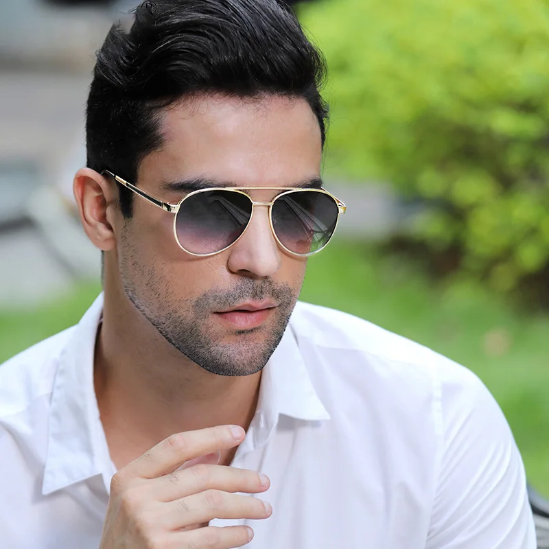 

Модные Мужские поляризационные солнцезащитные очки, высококачественные дизайнерские очки для вождения, мужские уличные очки с градиентны...