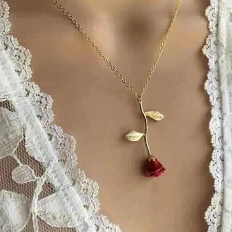

2021 Women Temperament Rose Flower Pendant Necklace ForTrend Female Jewelry