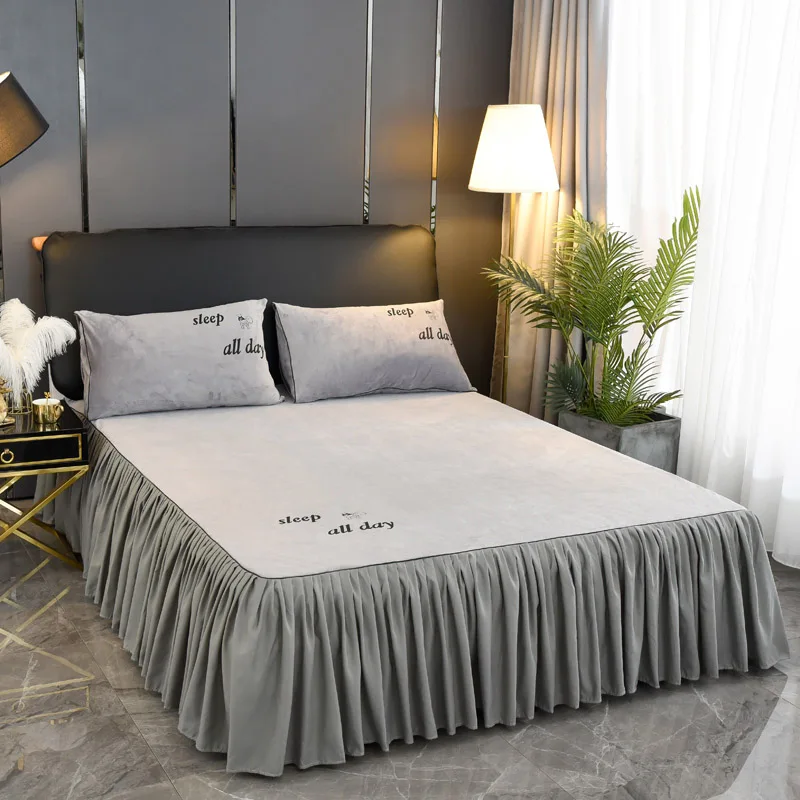 Мягкое покрывало из плотного флиса с кристаллами теплое зимнее для кровати King Queen