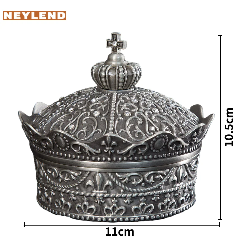 

NEYLEND Retro metal crown ashtray home decoration creative personalized fashion luxury ashtray with cover gift to friends