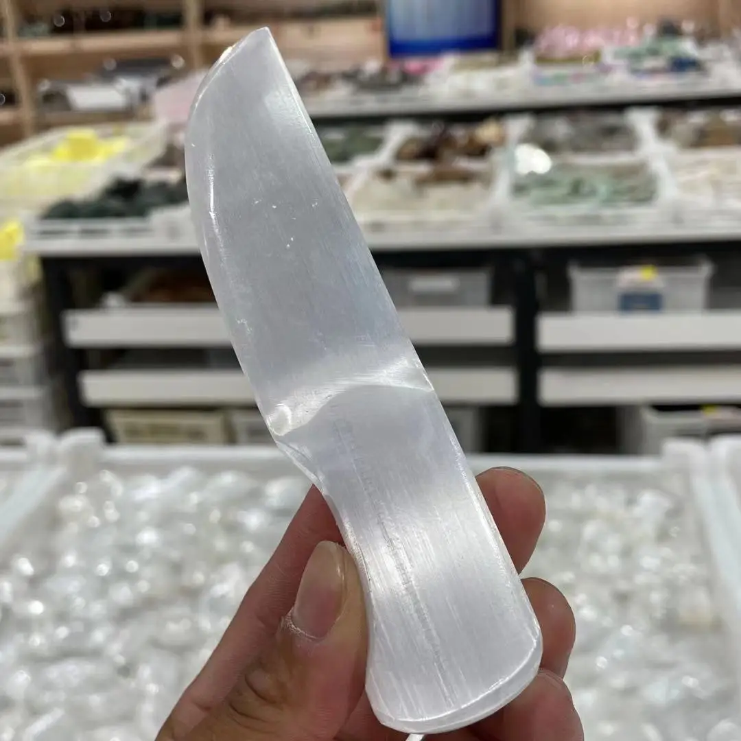 

95-100mm Hand-carved gypsum dagger hand crystal healing craft jewelry