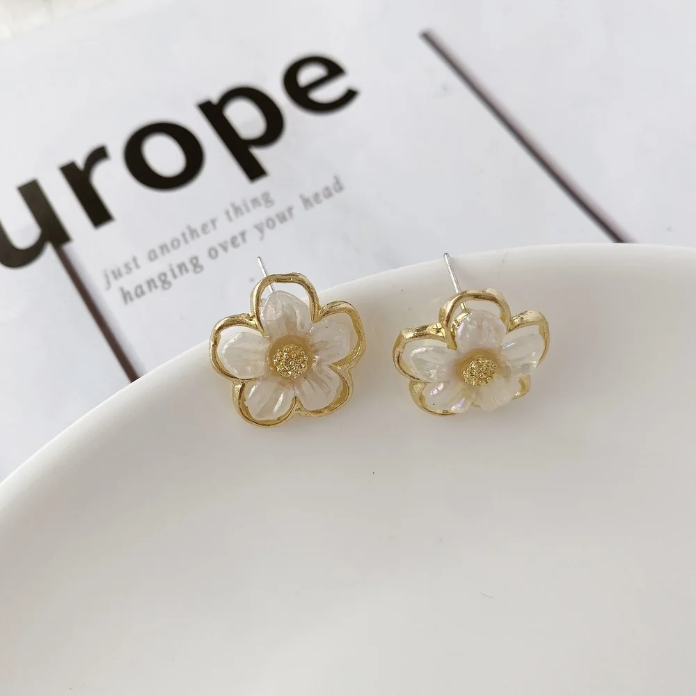 

Korean Fashion New Pearl Earrings Set For Women Jewelry Personality Round Earrings Grunge Jewelry Flower Earrings Wholesale