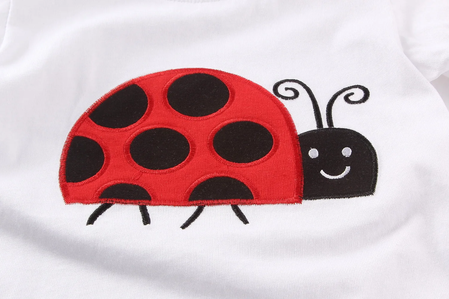

New Summer Children Cotton Short Sleeve Pyjama Enfant Pajama Sets Pijama Fille Ladybird Cartoon Home Suit 2-7Y