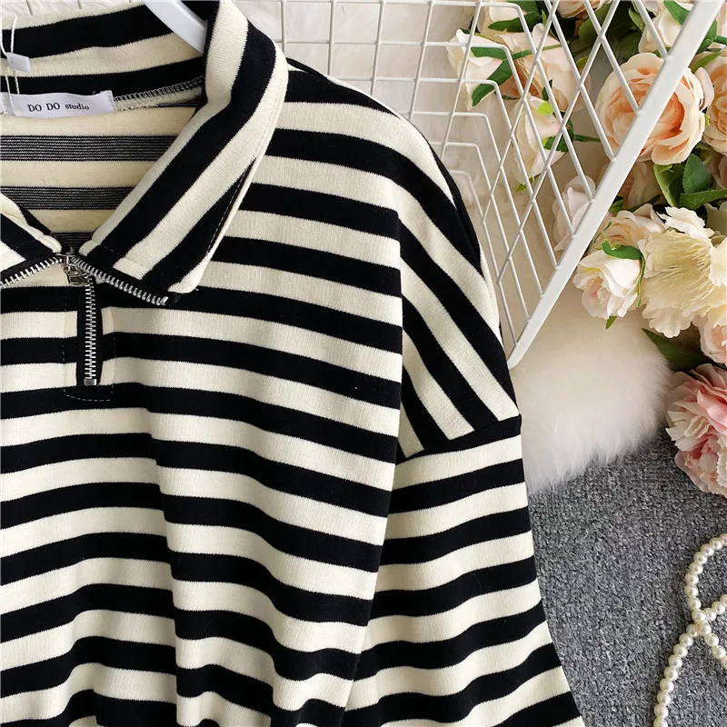 

Women Hoodies Korean Style Autumn Winter New Japan Casual Turn-Down Collar Short Waist Striped Long-Sleeved Sweatershirt GX1063