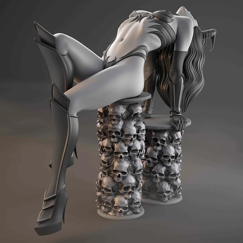 

1/24 Resin Model Kits Female Devil Figure Unpainted No Color RW-102