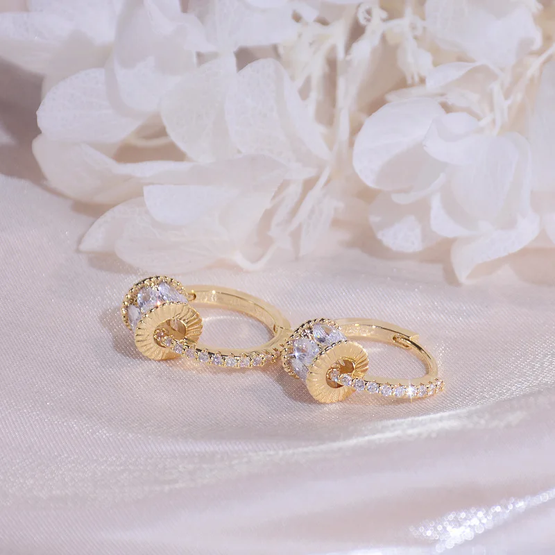 

Микро-набор с переводными бусинами и бриллиантами из циркона в Корейском стиле, позолоченная пряжка для ушей 14 карат, Женская Роскошная Мод...