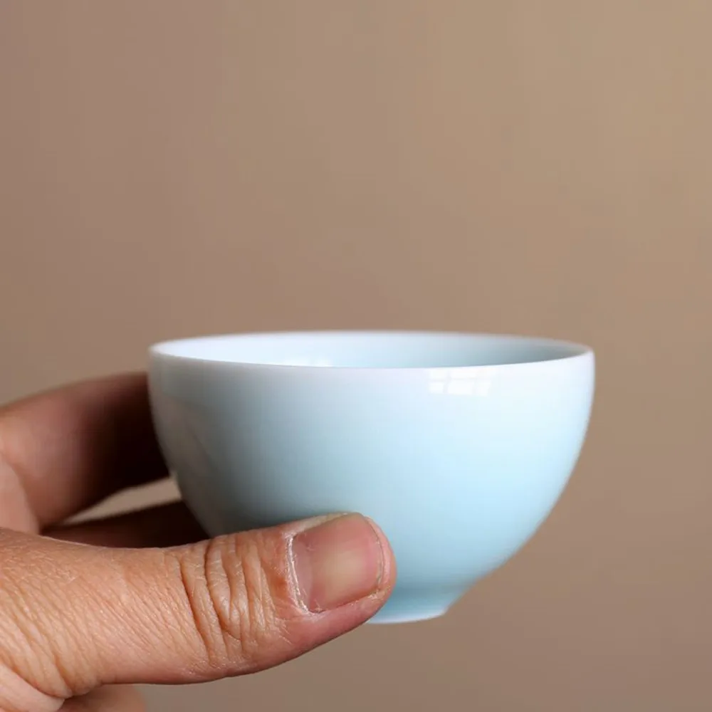 

Chinese Kung Fu Teacup 4PCS Flat Cup 2.5oz Ceramic Cups of Tea 70ml Handmade Celadons Porcelain Drinkware Glaze Pottery